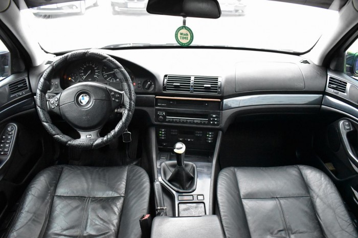 BMW 5 Series, 2000 an photo 6