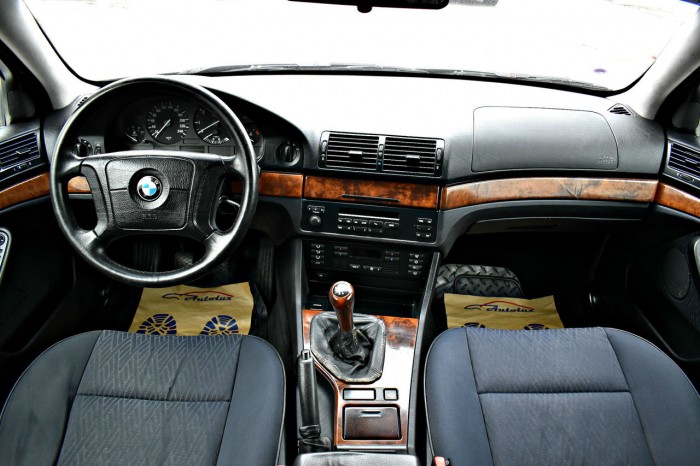 BMW 5 Series, 2000 an photo 8