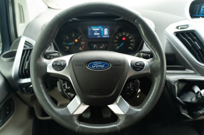 Ford Custom, 2014 photo 10