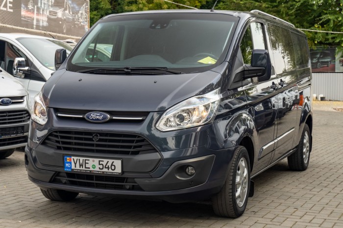 Ford Custom, 2014 photo 2