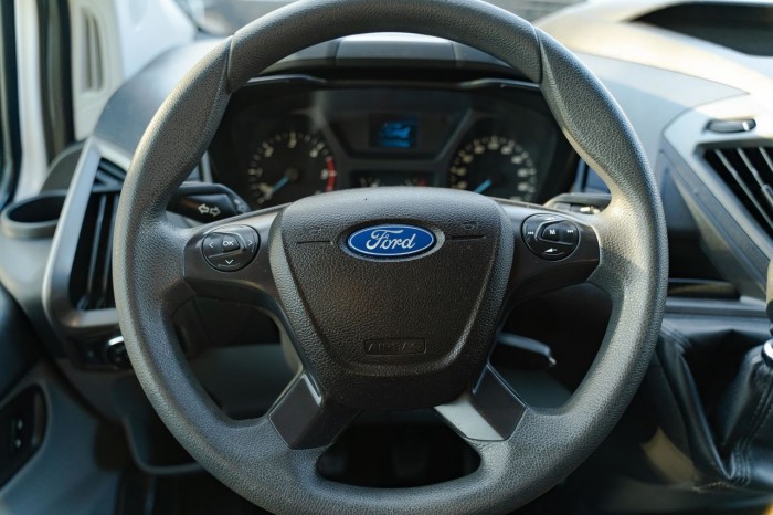 Ford Custom cu TVA, 2013 photo 9