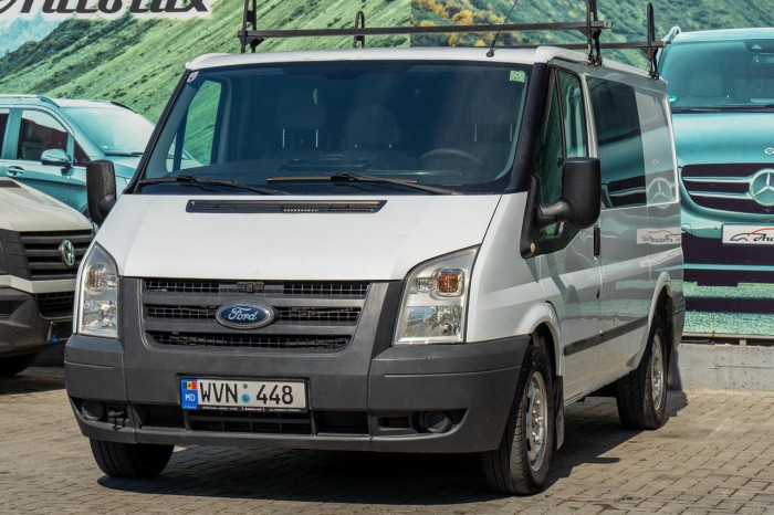 Ford Transit 2011 an photo 3