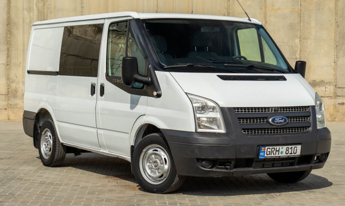 Ford Transit  2012 an photo