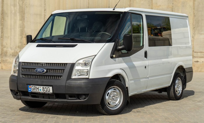 Ford Transit  2012 an photo 3