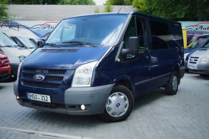 Ford Transit 2.2 Trend, 2011 an photo 2