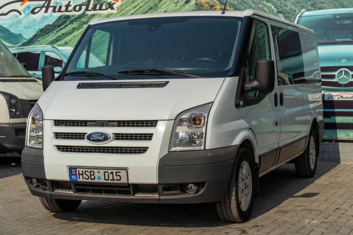 Ford Transit Trend, 2011 an photo 3