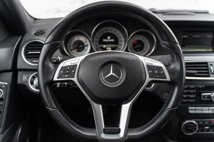 Mercedes C Class, 2012 an photo 7