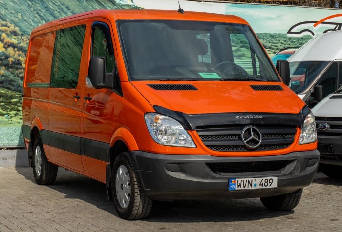 Mercedes Sprinter 313,6locuri, 2013 an photo