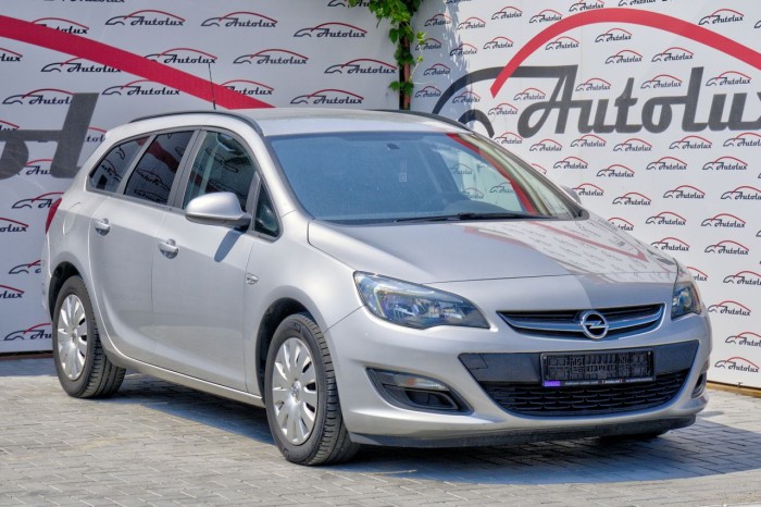 Opel Astra, 2014 an photo