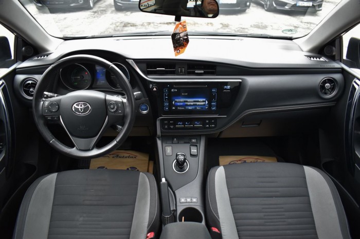 Toyota Auris, 2016 an photo 6