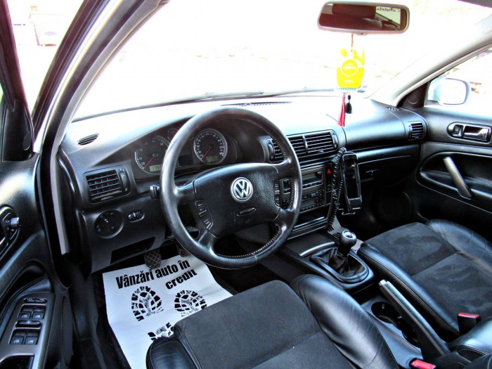 Volkswagen Passat, 2004 an photo 5