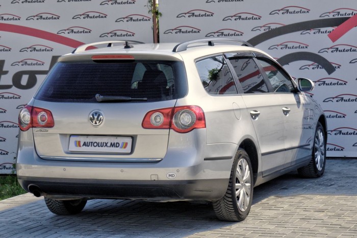 Volkswagen Passat, 2009 an photo 2