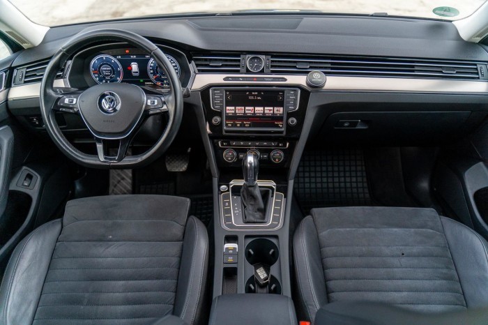 Volkswagen Passat, 2015 photo 13
