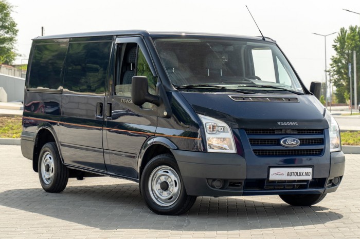 Ford Transit, 2011 an photo 3