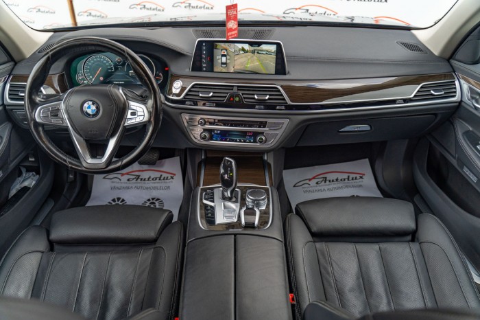 BMW 7 Series, 2017 an photo 13