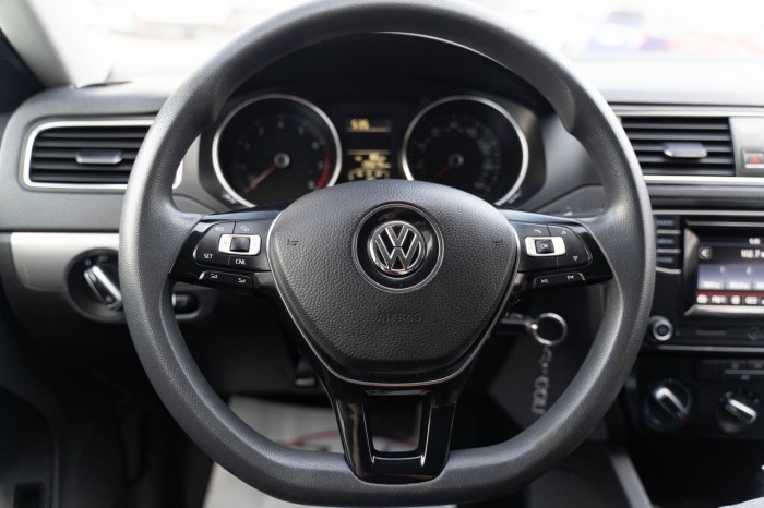Volkswagen Jetta, 2017 an photo 7