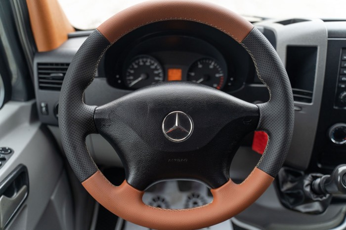 Mercedes Sprinter 7 Locuri, 2016 an photo 7