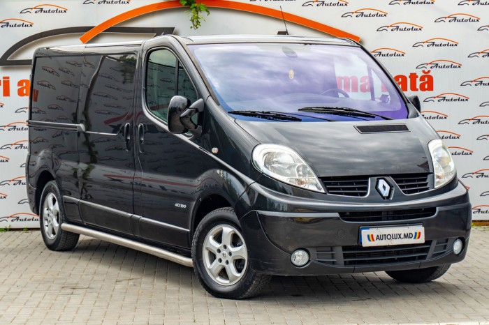 Renault Trafic, 2011 an photo