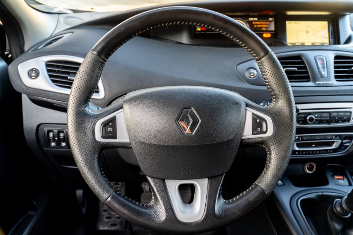Renault Scenic, 2012 an photo 7