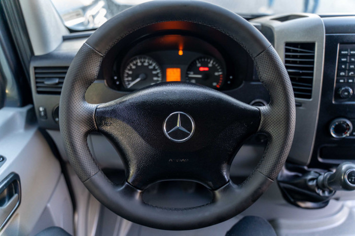 Mercedes Sprinter, 2015 an photo 5