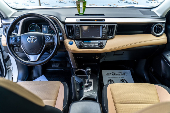 Toyota Rav 4, 2016 an photo 9