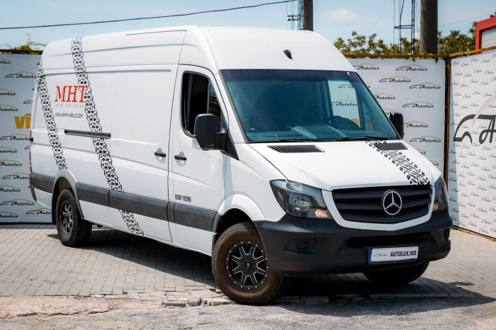 Mercedes Sprinter, 2017 an photo