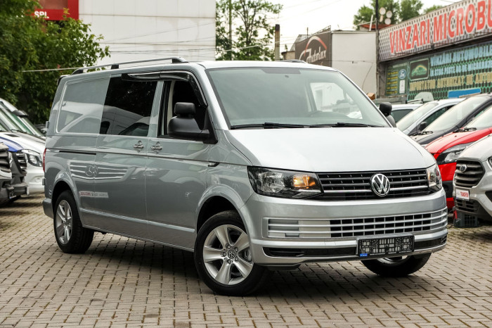 Volkswagen Transporter, 2016 an photo