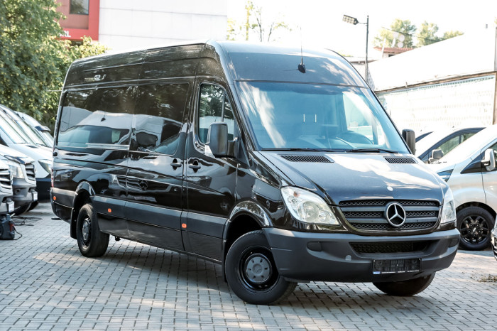 Mercedes Sprinter, 2012 an photo