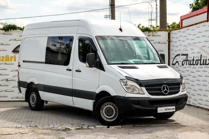 Mercedes Sprinter 7 locuri, 2008 an photo