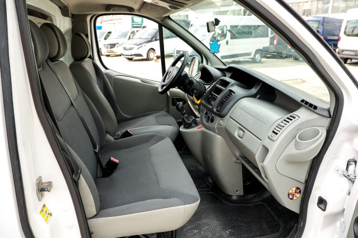 Opel Vivaro, 2013 an photo 8