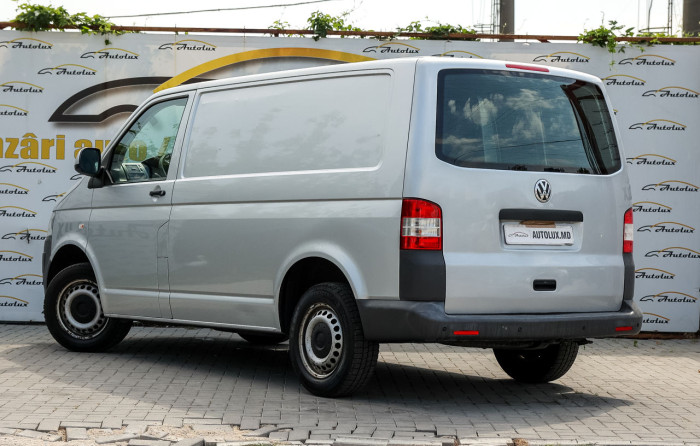 Volkswagen Transporter, 2013 an photo 1