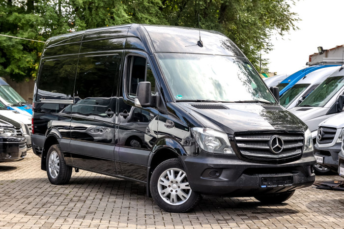 Mercedes Sprinter, 2016 an photo