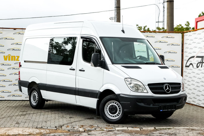 Mercedes Sprinter cu TVA, 2012 an photo