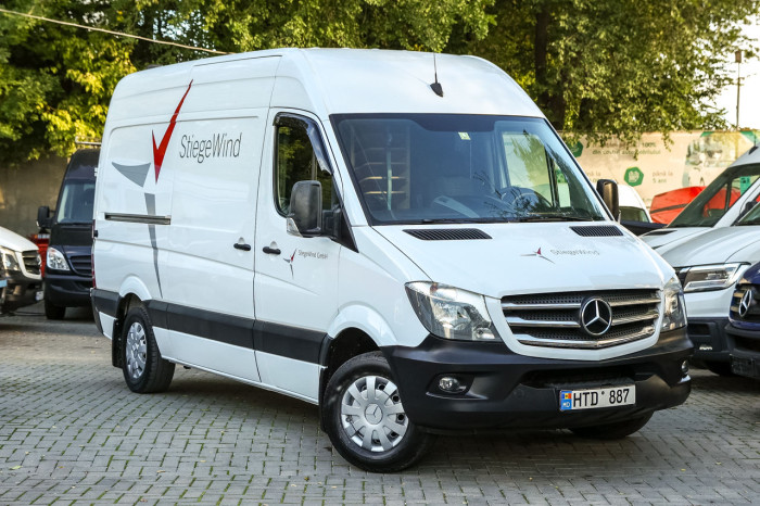 Mercedes Sprinter, 2017 an photo