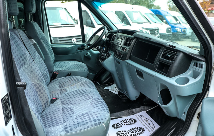 Ford Transit 3,5 T cu TVA, 2012 an photo 10