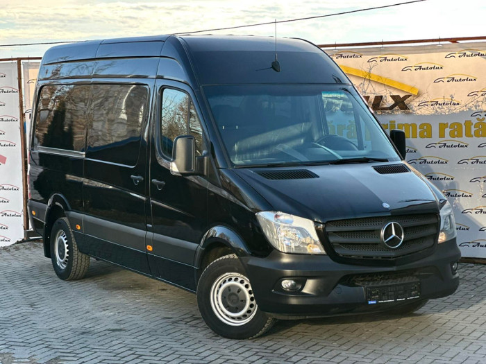 Mercedes Sprinter, 2015 an photo 1