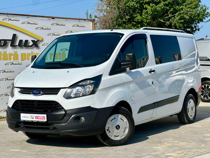 Ford Transit photo 1
