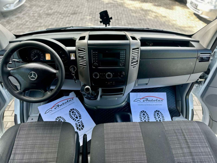 Mercedes Sprinter 316, 7 locuri photo 10