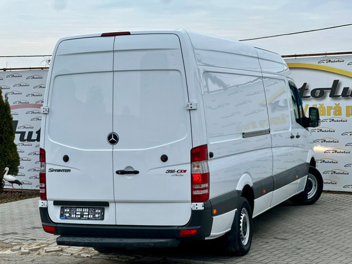 Mercedes SPRINTER photo 8