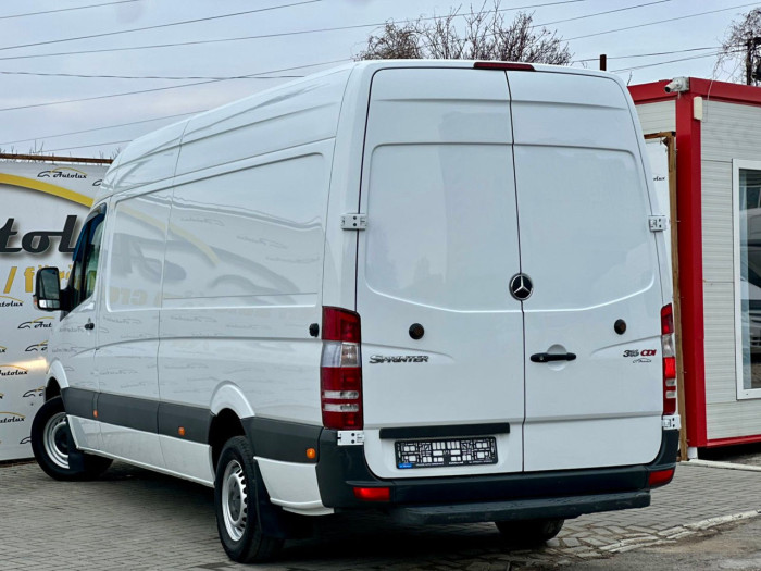 Mercedes SPRINTER photo 9
