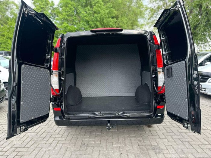 Mercedes Vito photo 12