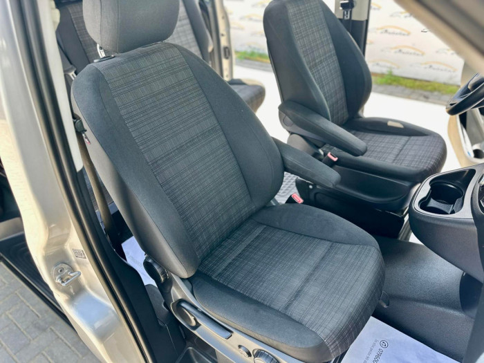 Mercedes Vito photo 11