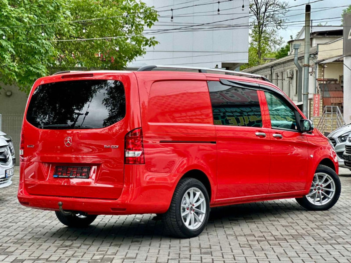 Mercedes Vito photo 5