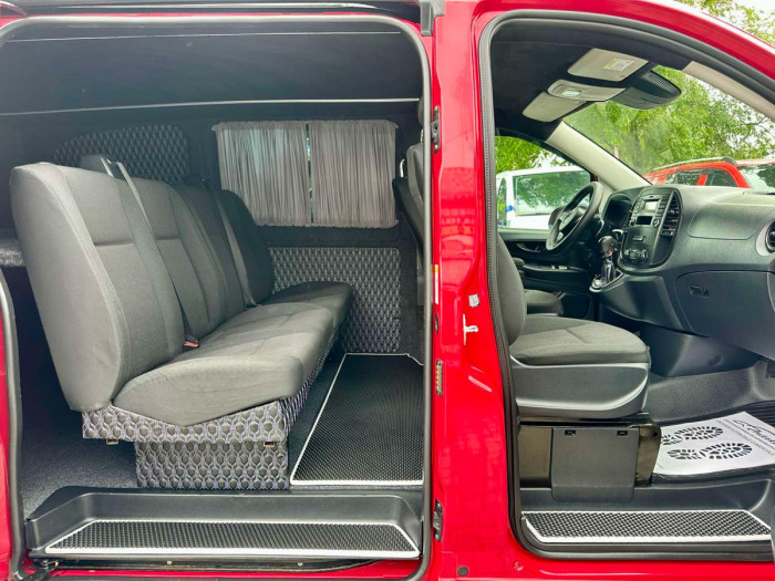 Mercedes Vito photo 7