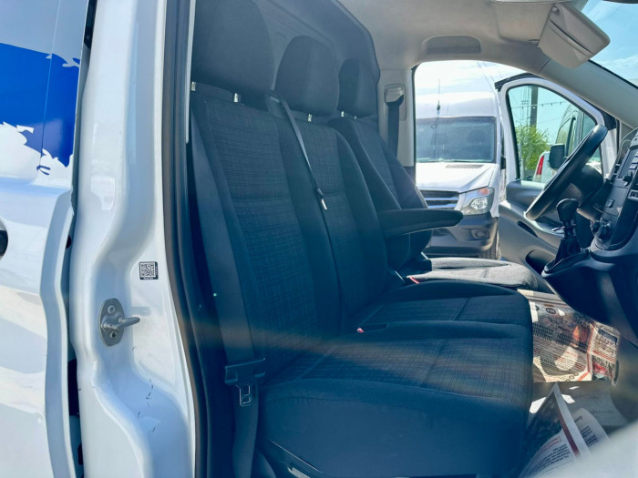 Mercedes Vito photo 9