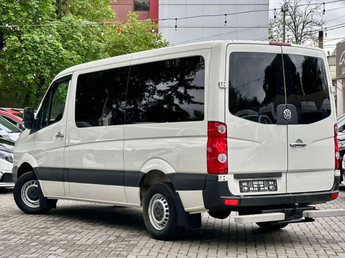 Volkswagen CRAFTER  cu 6 locuri photo 5