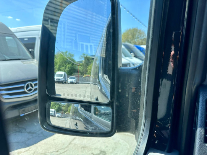 Volkswagen CRAFTER EXTRA LONG EXTRA NANT photo 10