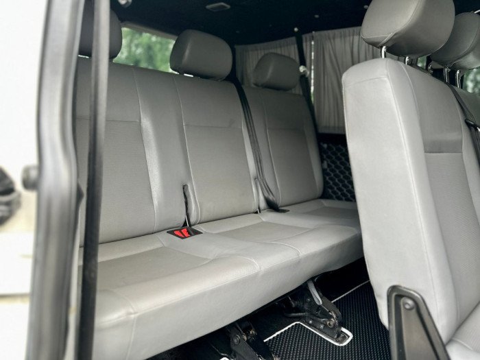 Volkswagen Transporter photo 7
