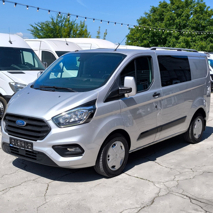 Ford Custum an. 2019 photo 3