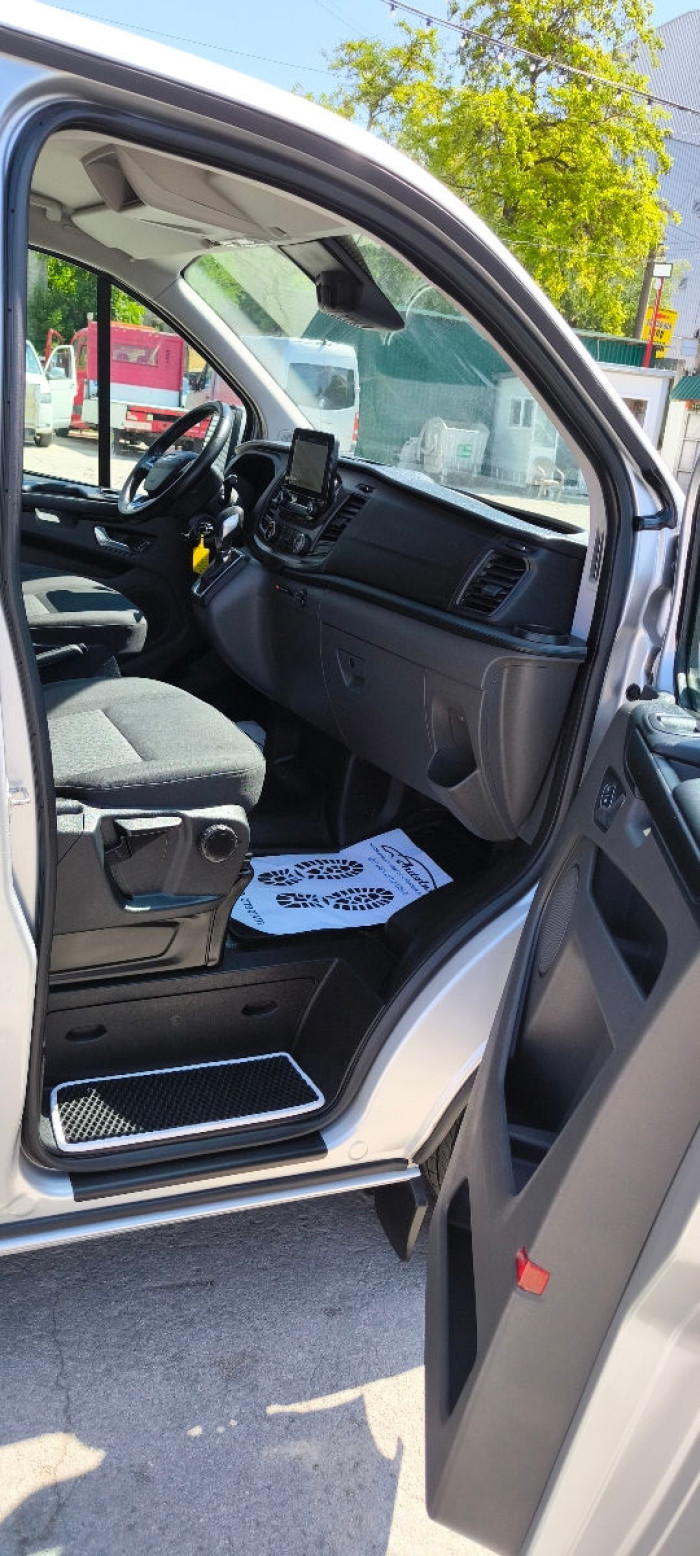 Ford Custum an. 2019 photo 5
